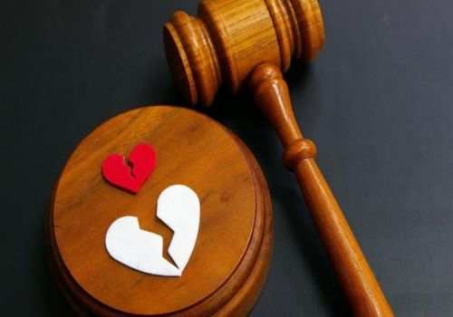 郑州外遇调查取证：多少岁可以领结婚证-